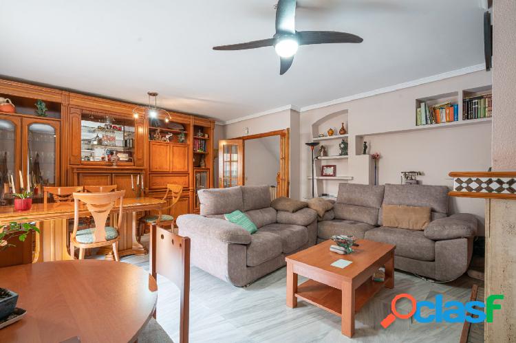 MAGN\xc3\x8dFICO CHALET adosado en Aguadulce Sur, con