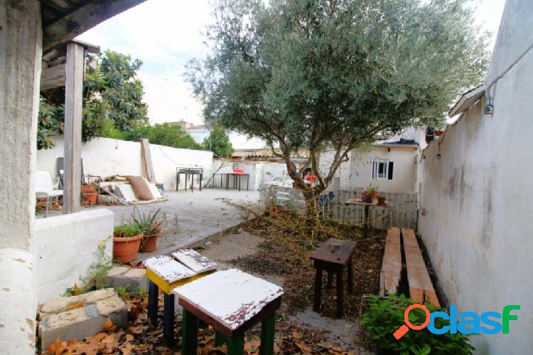 OPORTUNIDAD - EN VENTA 2 CASAS IDEAL PARA INVERSIÓN.
