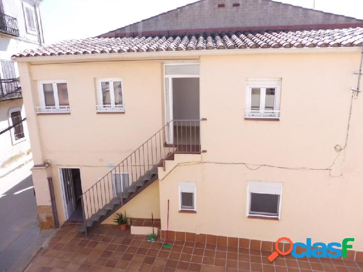 Oportunidad Gran casa en el centro de Vidreres de 383 mts