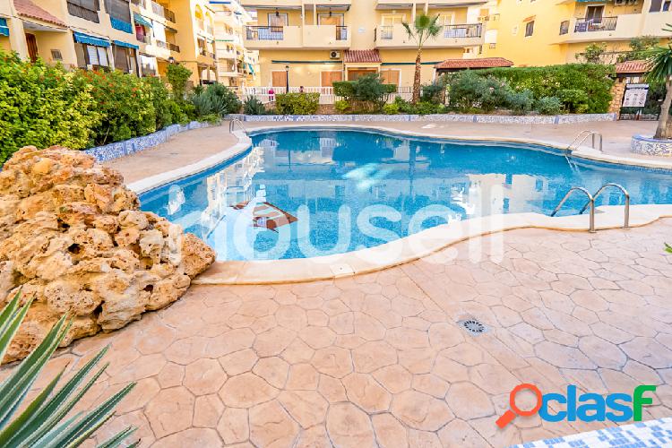 Piso en venta de 60 m² Avenida Suiza, 03188 Torrevieja