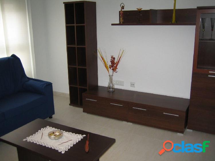 Piso moderno, exterior, c\xc3\xb3modo y completamente