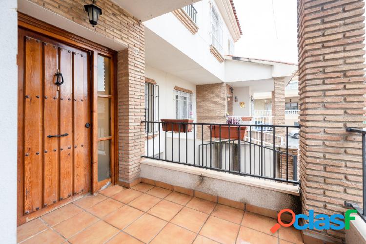 Ponemos a la venta fant\xc3\xa1stica casa adosada en Vegas