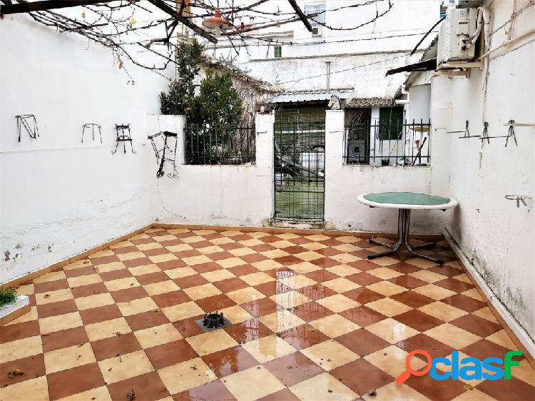 SE VENDE CASA EN UNA DE LAS MEJORES ZONAS DE MANCHA REAL