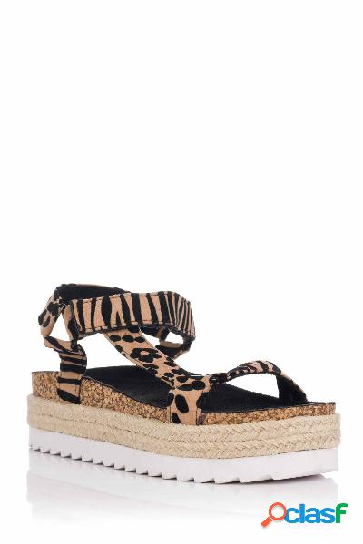 Sandalia Animal Print con suela Bio y plataforma