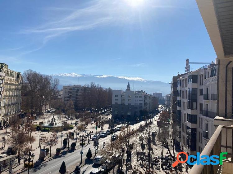 Se alquila piso en el Centro de Granada