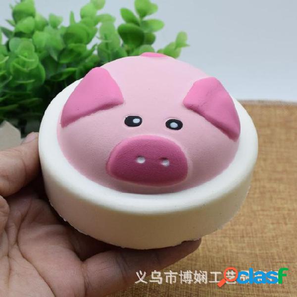 Squishy piggy cake 10.5cm pink pig slow rising with