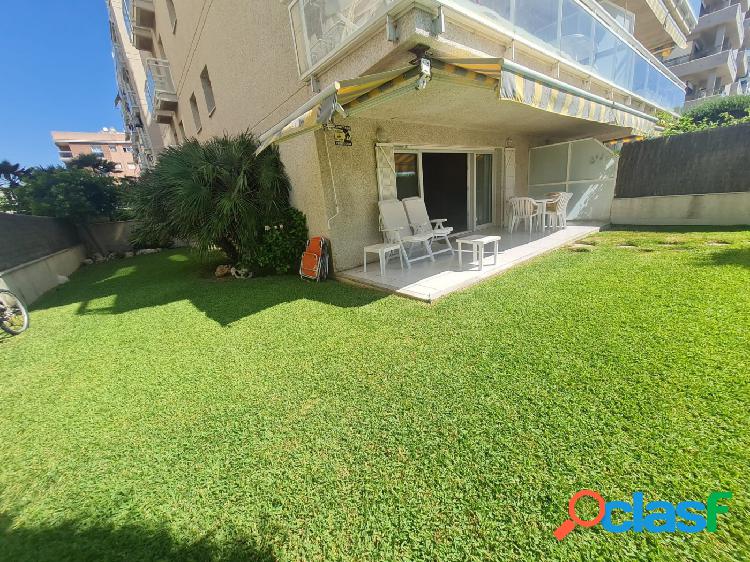 VIVIENDA CON VISTAS AL MAR EN CALAFELL.