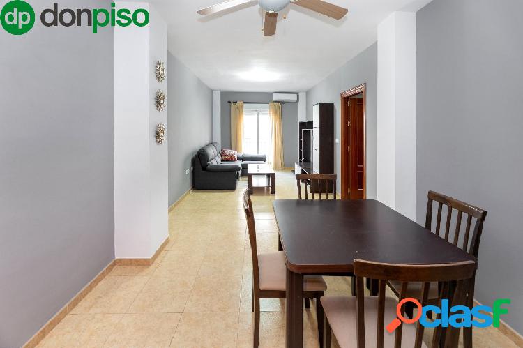 Venta de piso 3 dorm., 2 ba\xc3\xb1os, cochera y trastero en