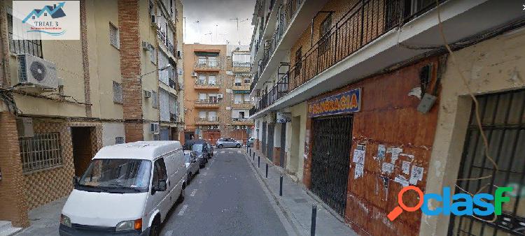 Venta piso en Mairena del Aljarafe, Sevilla.