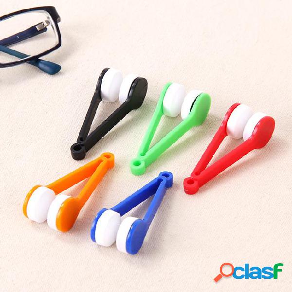 Wholesale portable mini cleaning tools brush microfiber