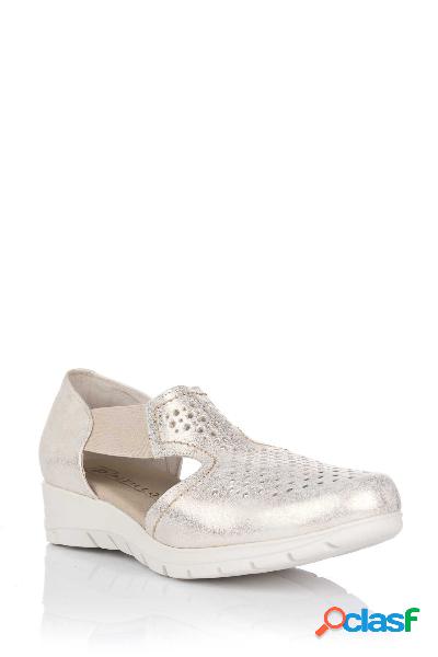 Zapato sport dorado